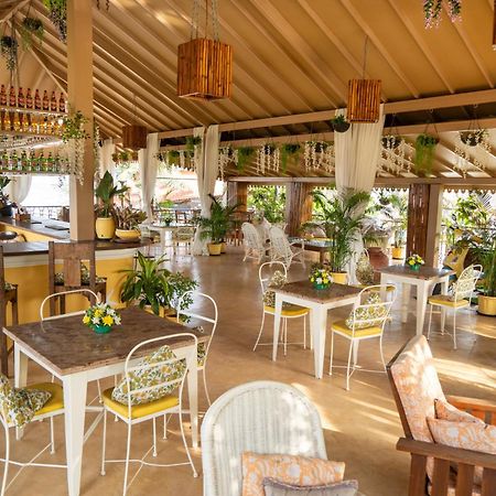 Fiesta Beach Resort Baga Exterior foto